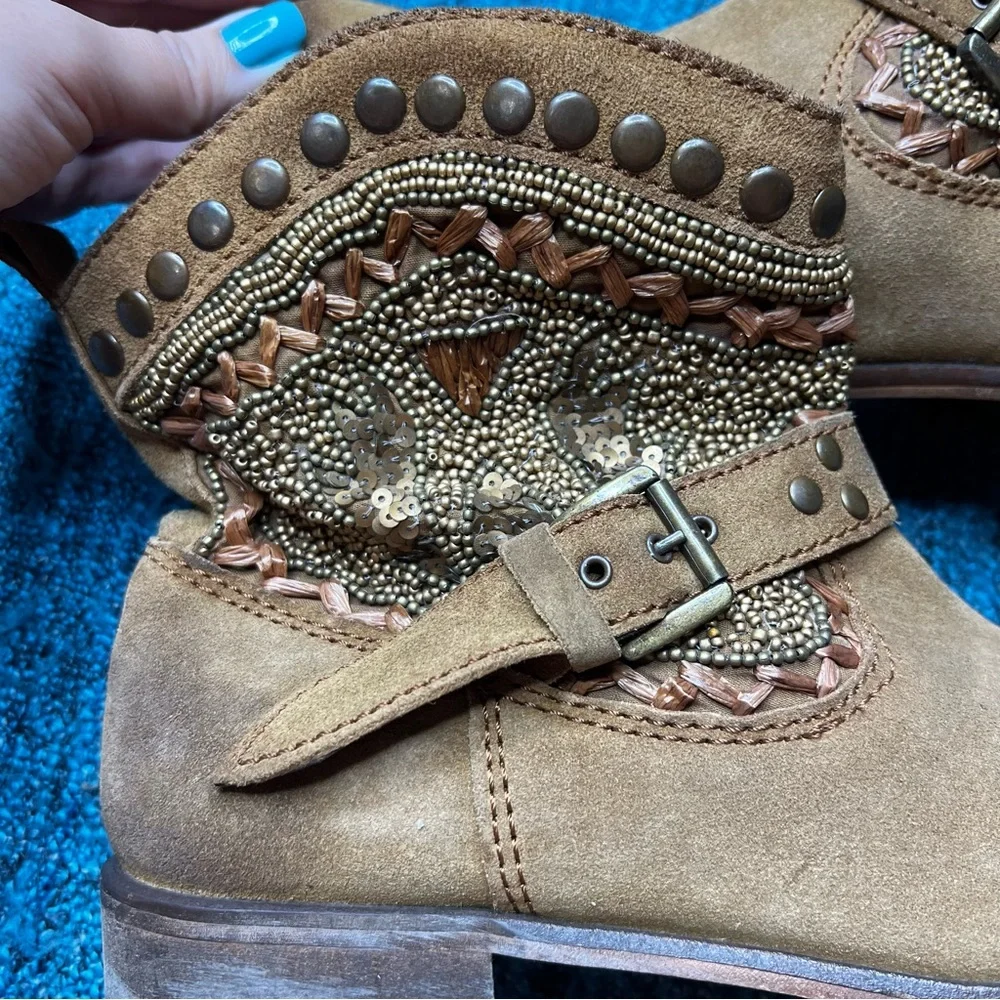 Naughty Monkey Beaded Leather Ankle Boots in Camel Brown Womens Size 8.5 Western